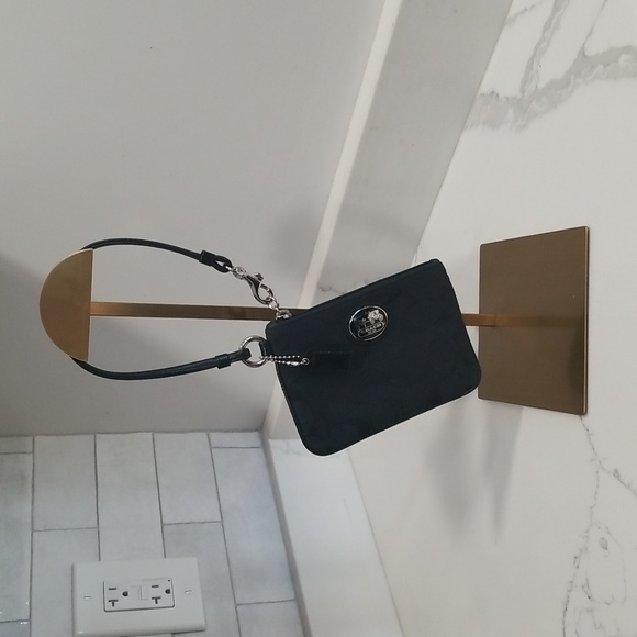 NWOT Coach Black Signature Canvas Wristlet - Picture 2 of 9